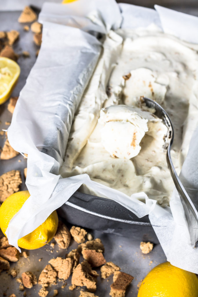 This no-churn lemon gingersnap ice cream is refreshing, delicious and so easy!
