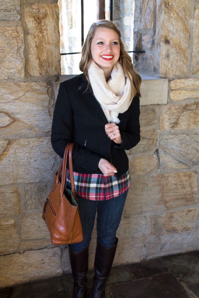 Simply having a casual Christmastime! With only a week until Christmas eve and still so many errands to run, this casual Christmas outfit is the perfect amount of both comfort and festivity! :) www.passthecookies.com