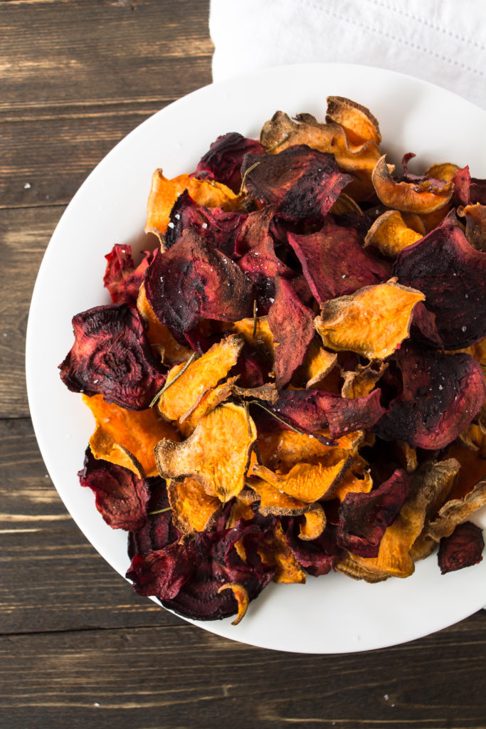 Crisp and crunchy sweet potato and beet chips | Pass the Cookies