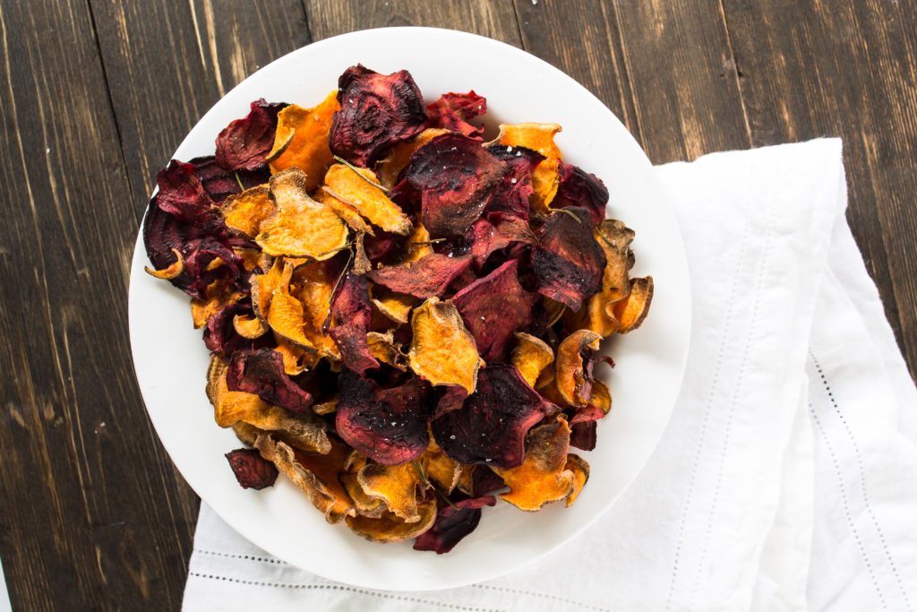 Crisp and crunchy sweet potato and beet chips | Pass the Cookies