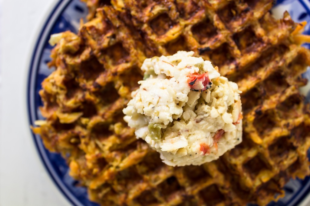 These waffled sweet potato hash browns with smoked Gouda pimento cheese are a great addition to your next brunch menu! | www.passthecookies.com