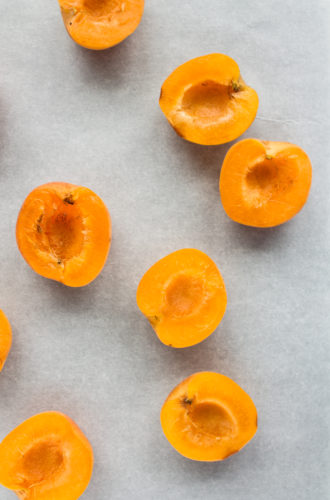 roasted apricot and greek yogurt popsicles with strawberries