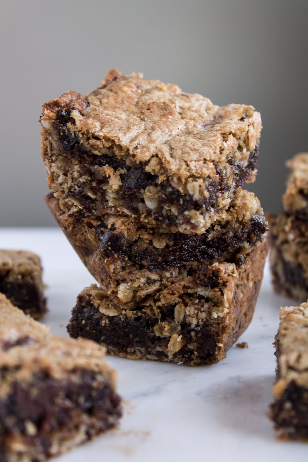 oatmeal dark chocolate fig bars Pass the Cookies