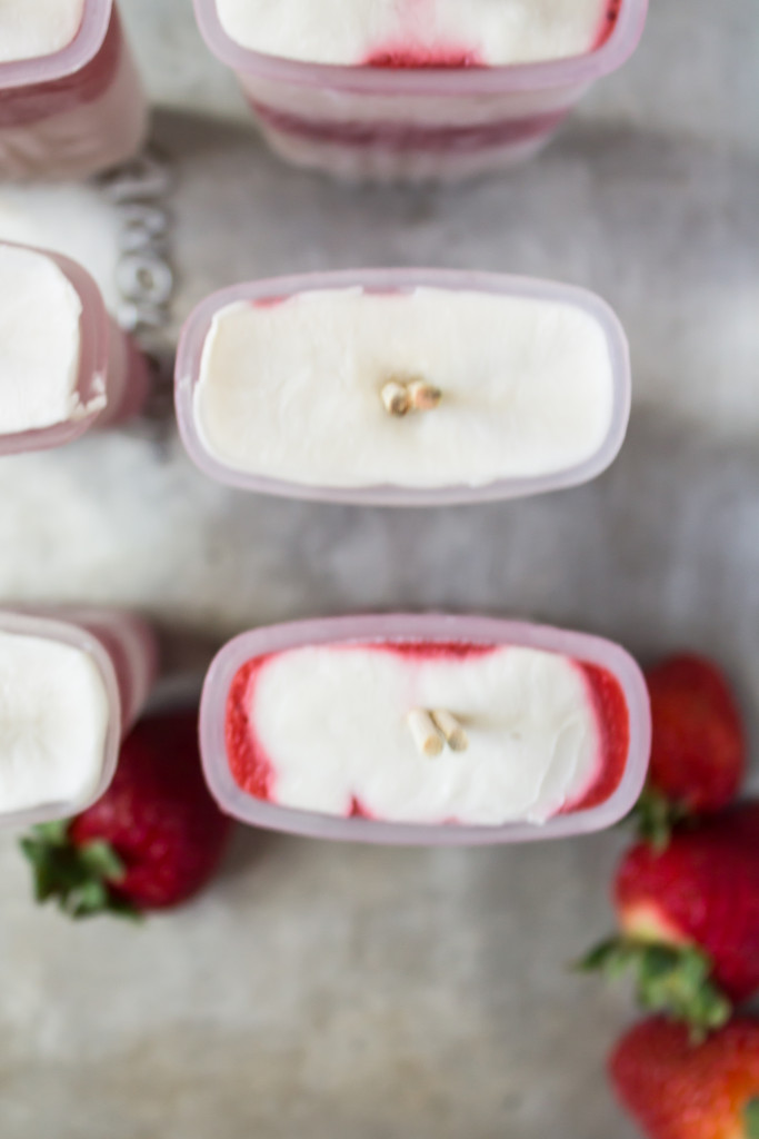 Roasted Strawberries and Cream Popsicles-2