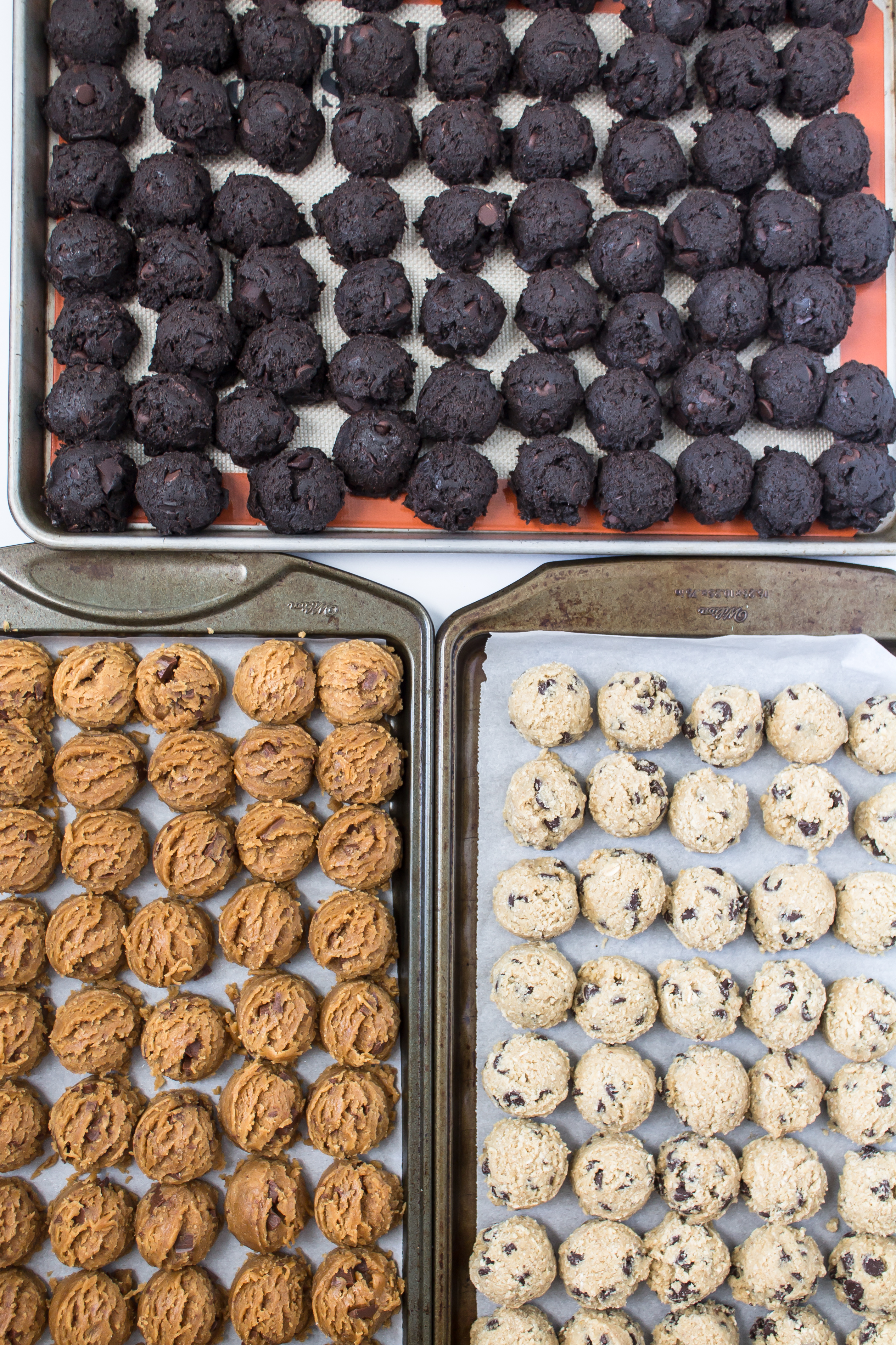 How to Make Hundreds of Cookies for a Wedding Reception Cookie Bar | www.passthecookies.com