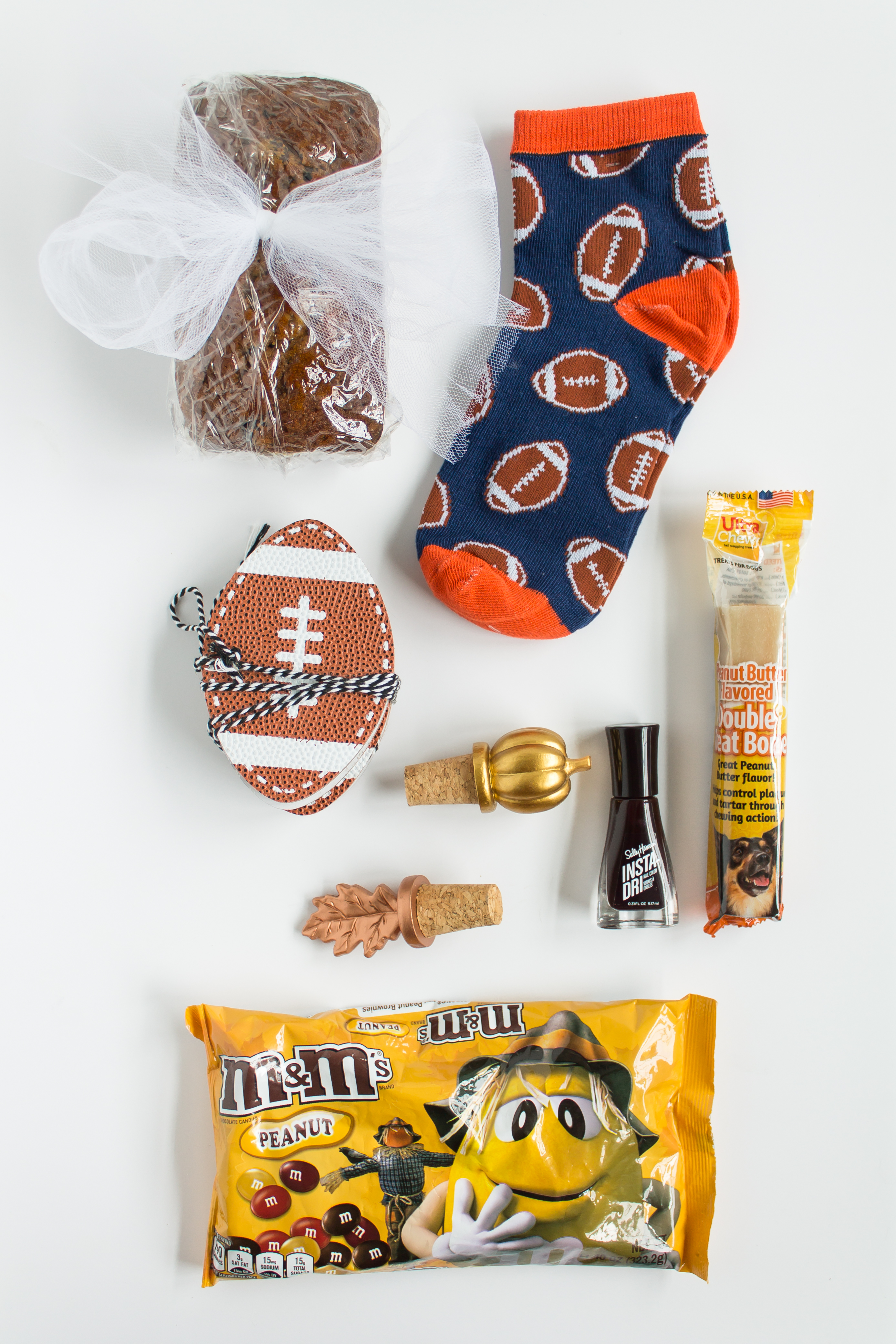 How to Create a Great Fall Care Package | Pass the Cookies | www.passthecookies.com